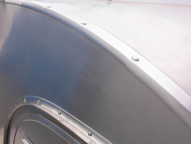 [Image: top-edge-moulding-650.jpg]